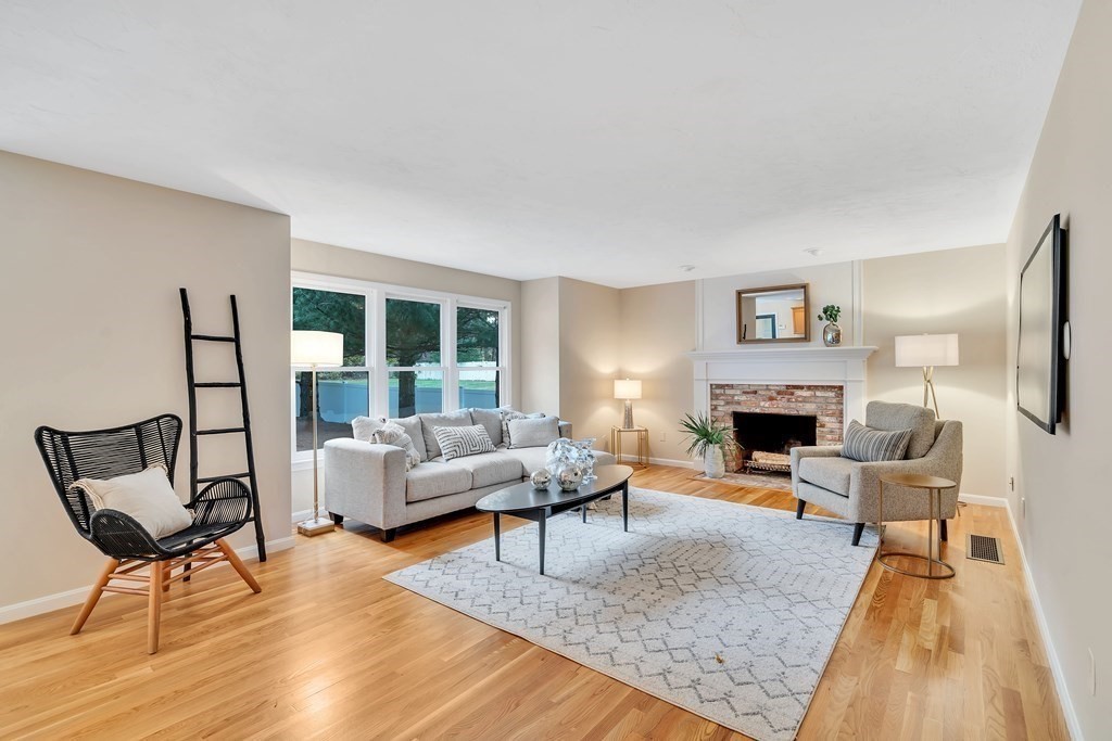 36 Range Road Concord, MA 01742 - Photo 4 of 16 Gallery Image 4