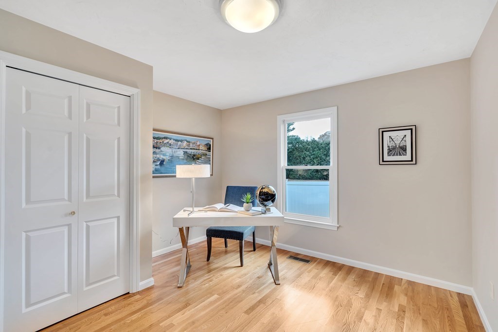 36 Range Road Concord, MA 01742 - Photo 9 of 16 Gallery Image 9