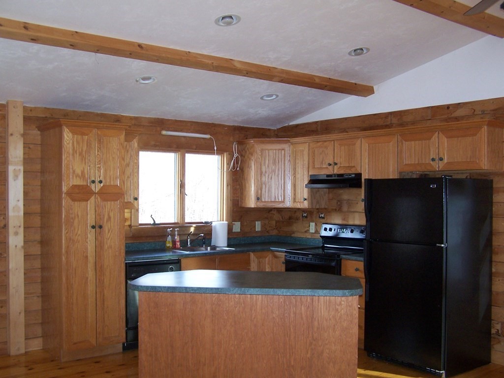 241 Chamberlain Hill Road Barre, MA 01005 - Photo 2 of 33