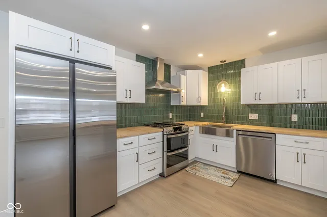 $349,900 | 3209 East Loretta Drive, Indianapolis, IN 46227