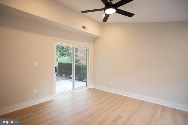 $3,200 | 22 Stone Manor Court, Unit 22, Towson, MD 21204