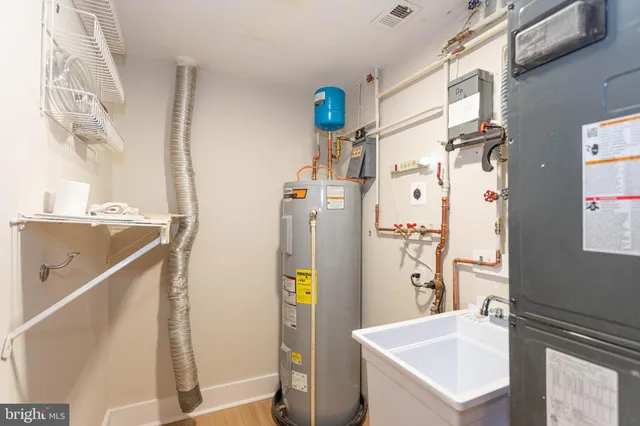 $3,200 | 22 Stone Manor Court, Unit 22, Towson, MD 21204