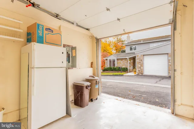 $3,200 | 22 Stone Manor Court, Unit 22, Towson, MD 21204