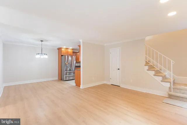 $3,200 | 22 Stone Manor Court, Unit 22, Towson, MD 21204