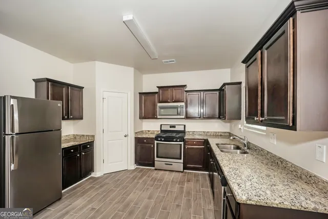 $2,160 | 2303 Clapton Court, Jonesboro, GA 30236