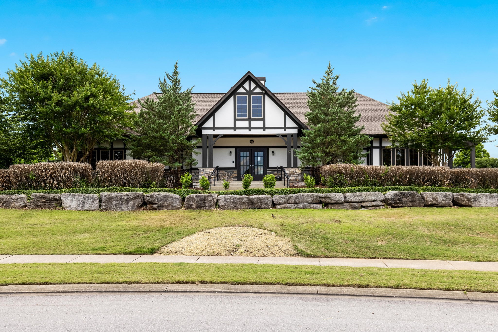 7 Shady Valley Drive Lebanon, TN 37087 - Photo 47 of 51 a view of a house with swimming pool and a yard