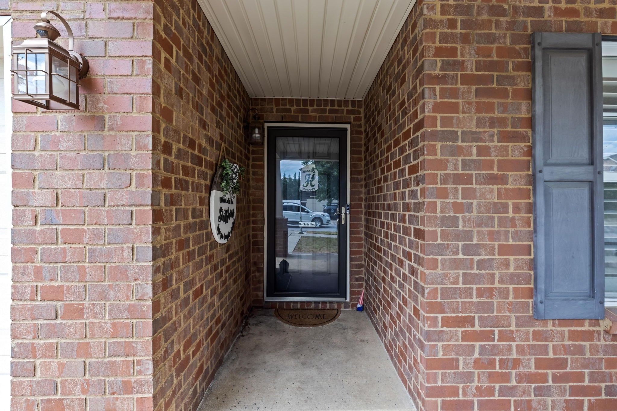 7 Shady Valley Drive Lebanon, TN 37087 - Photo 5 of 51 a view of a brick wall