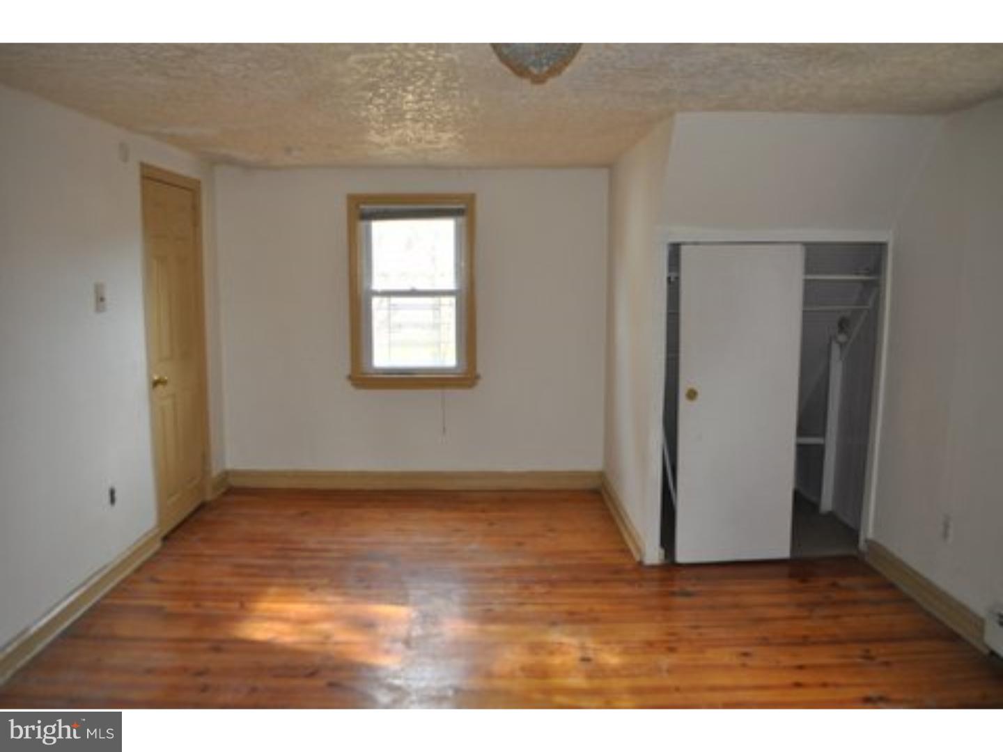 202 Neshaminy Road Croydon, PA 19021 - Photo 7 of 20