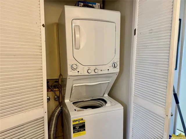 $5,000 | 2440 Kūhiō Avenue, Unit 2105, Honolulu, HI 96815