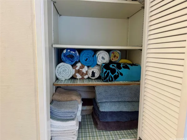 $4,900 | 2440 Kūhiō Avenue, Unit 2105, Honolulu, HI 96815