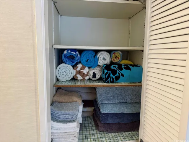 $5,000 | 2440 Kūhiō Avenue, Unit 2105, Honolulu, HI 96815