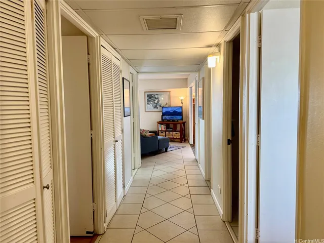 $5,000 | 2440 Kūhiō Avenue, Unit 2105, Honolulu, HI 96815