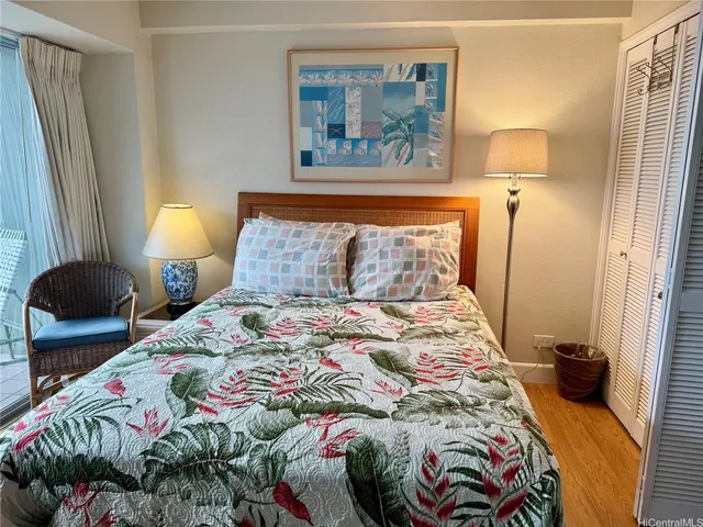 $5,000 | 2440 Kūhiō Avenue, Unit 2105, Honolulu, HI 96815