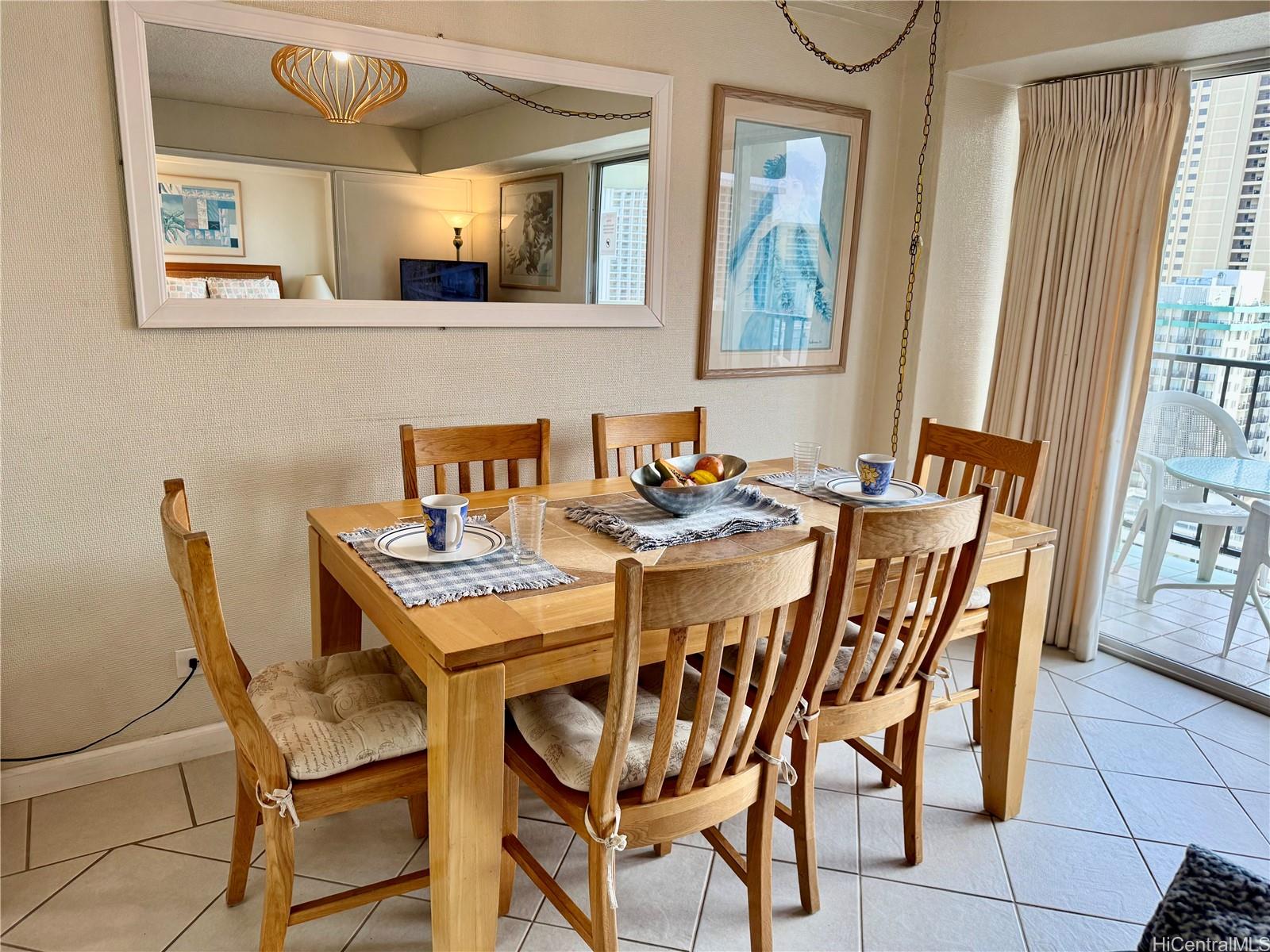 2440 Kūhiō Avenue, Unit 2105 Honolulu, HI 96815 - Photo 8 of 25