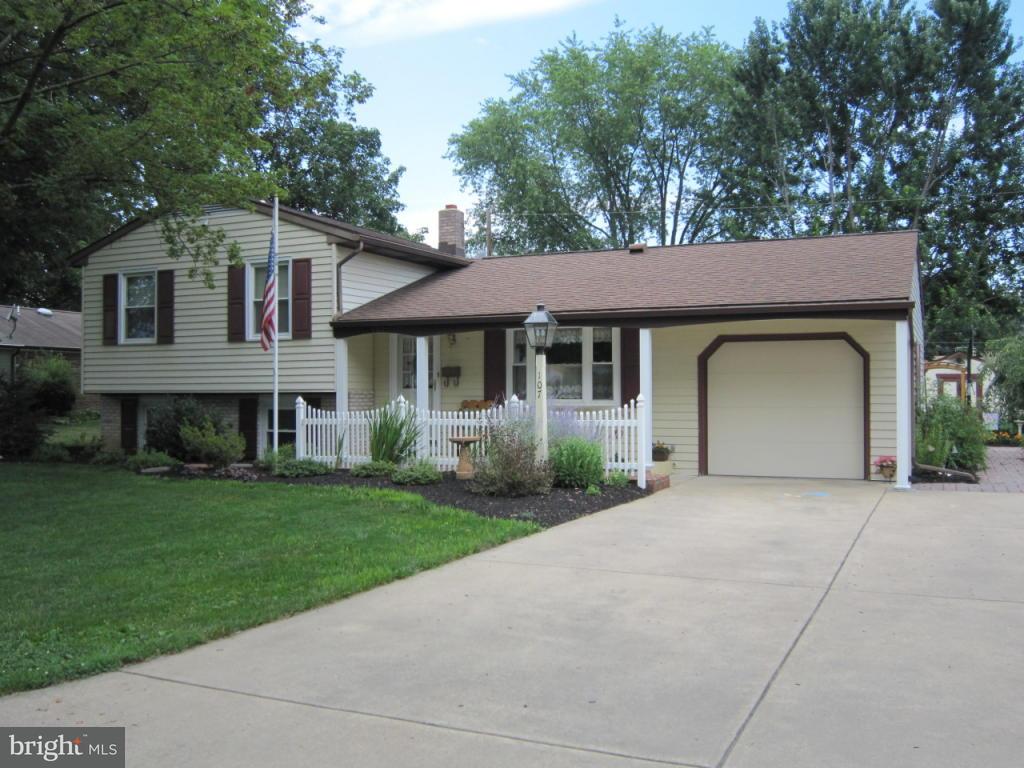 107 Silver Spring Road Landisville, PA 17538 - Photo 1 of 16 Gallery Image 1