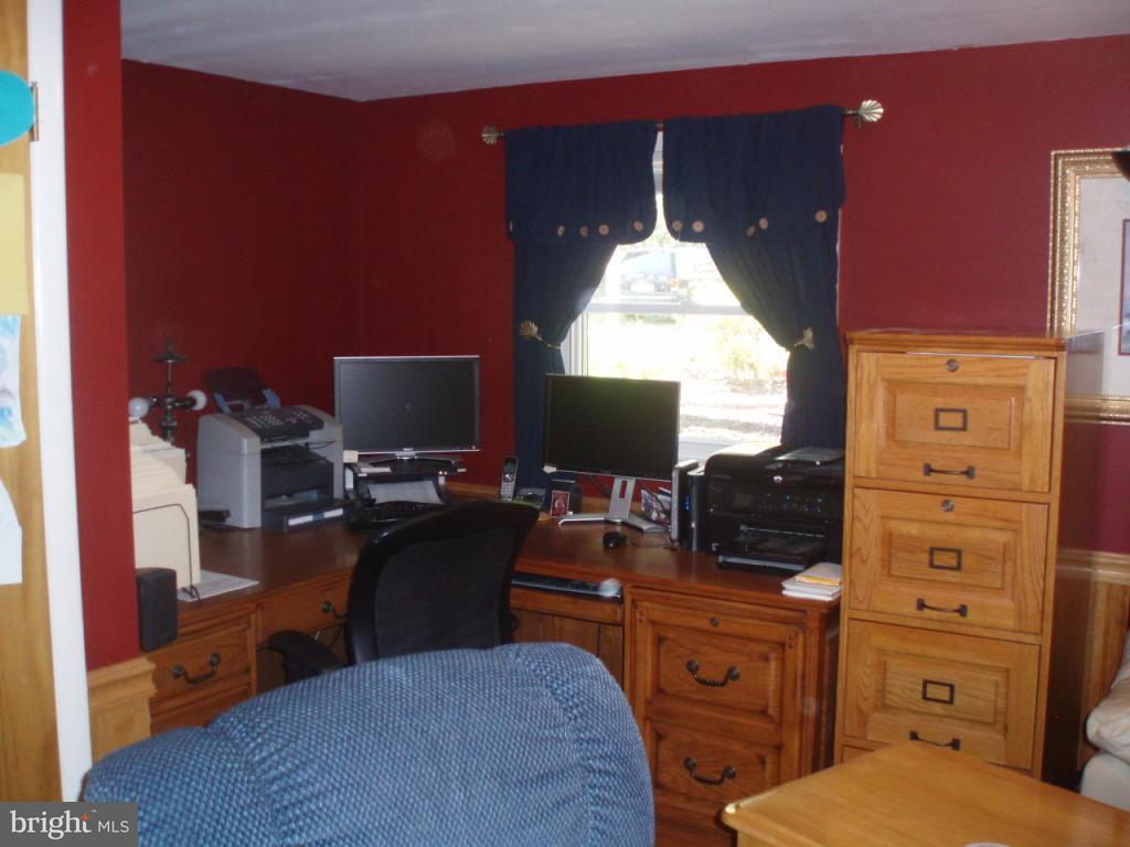 107 Silver Spring Road Landisville, PA 17538 - Photo 6 of 16 Gallery Image 6
