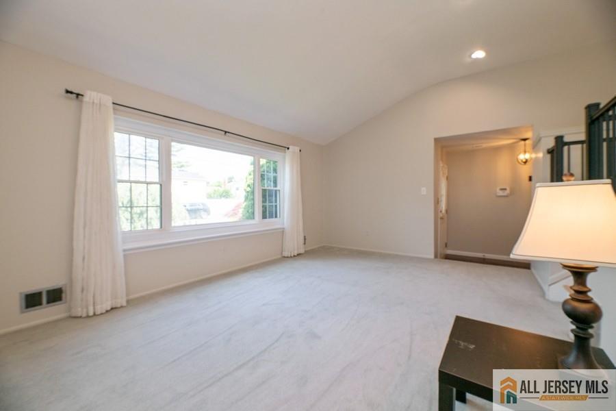 34 Arvin Road Old Bridge, NJ 08857 - Photo 7 of 28 Gallery Image 7