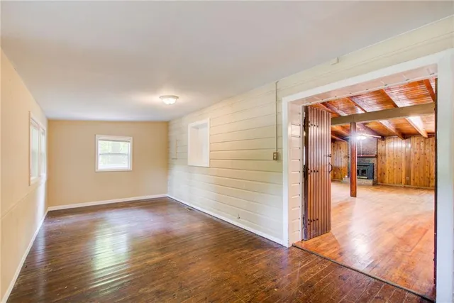 $699,000 | 504 North Little Victoria Road, Woodstock, GA 30189