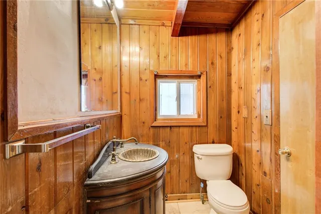 $699,000 | 504 North Little Victoria Road, Woodstock, GA 30189