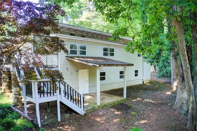 $699,000 | 504 North Little Victoria Road, Woodstock, GA 30189