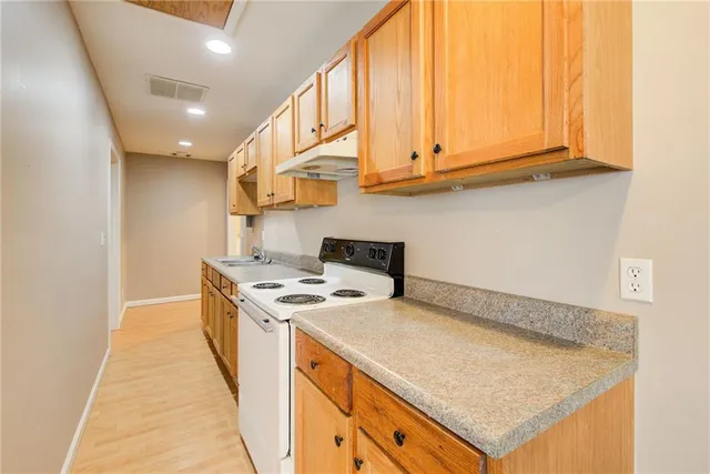 $699,000 | 504 North Little Victoria Road, Woodstock, GA 30189