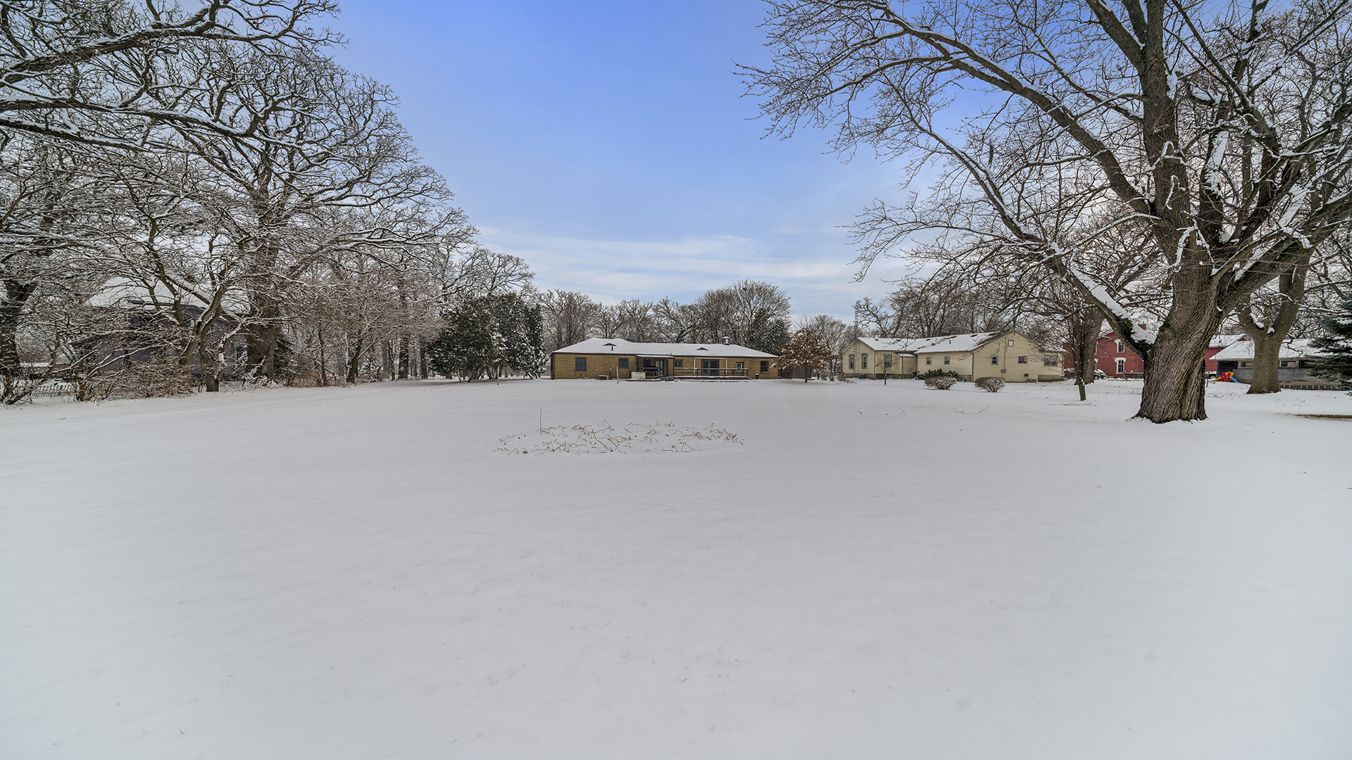1628 Lee Center Road Amboy, IL 61310 - Photo 32 of 33 an outdoor space with mountain view