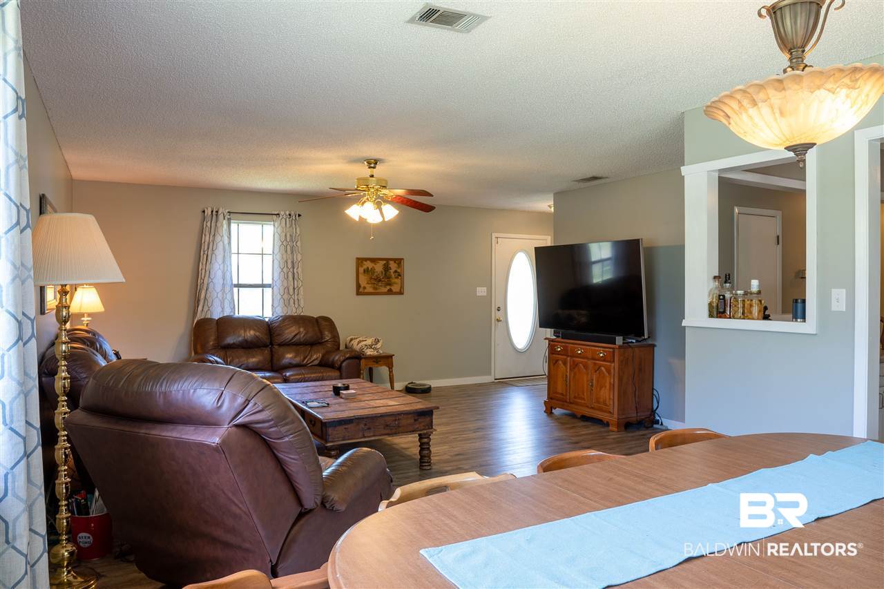 602 East Walker Avenue Foley, AL 36535 - Photo 8 of 24