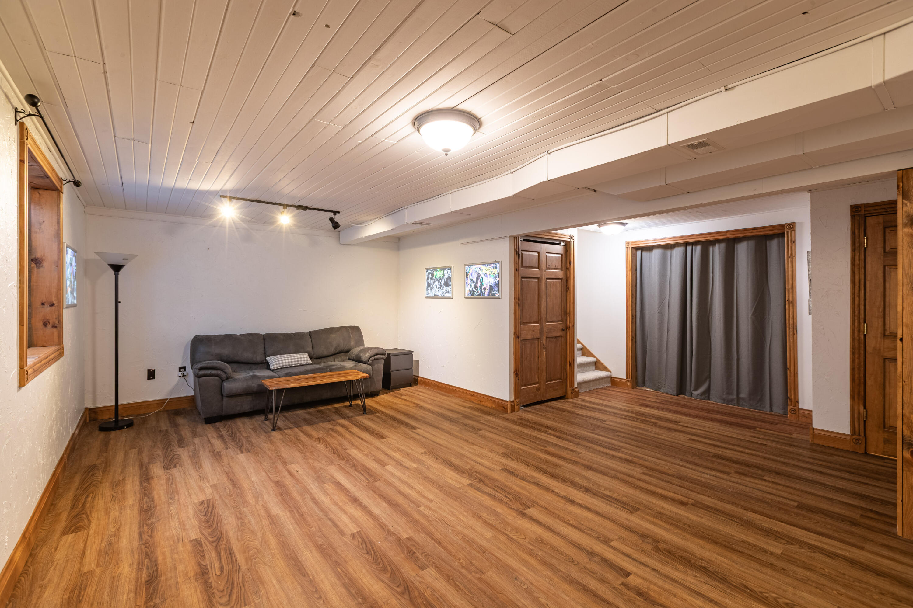 2421 Krause Road Onalaska, WI 54650 - Photo 24 of 31 Family Room - Lower