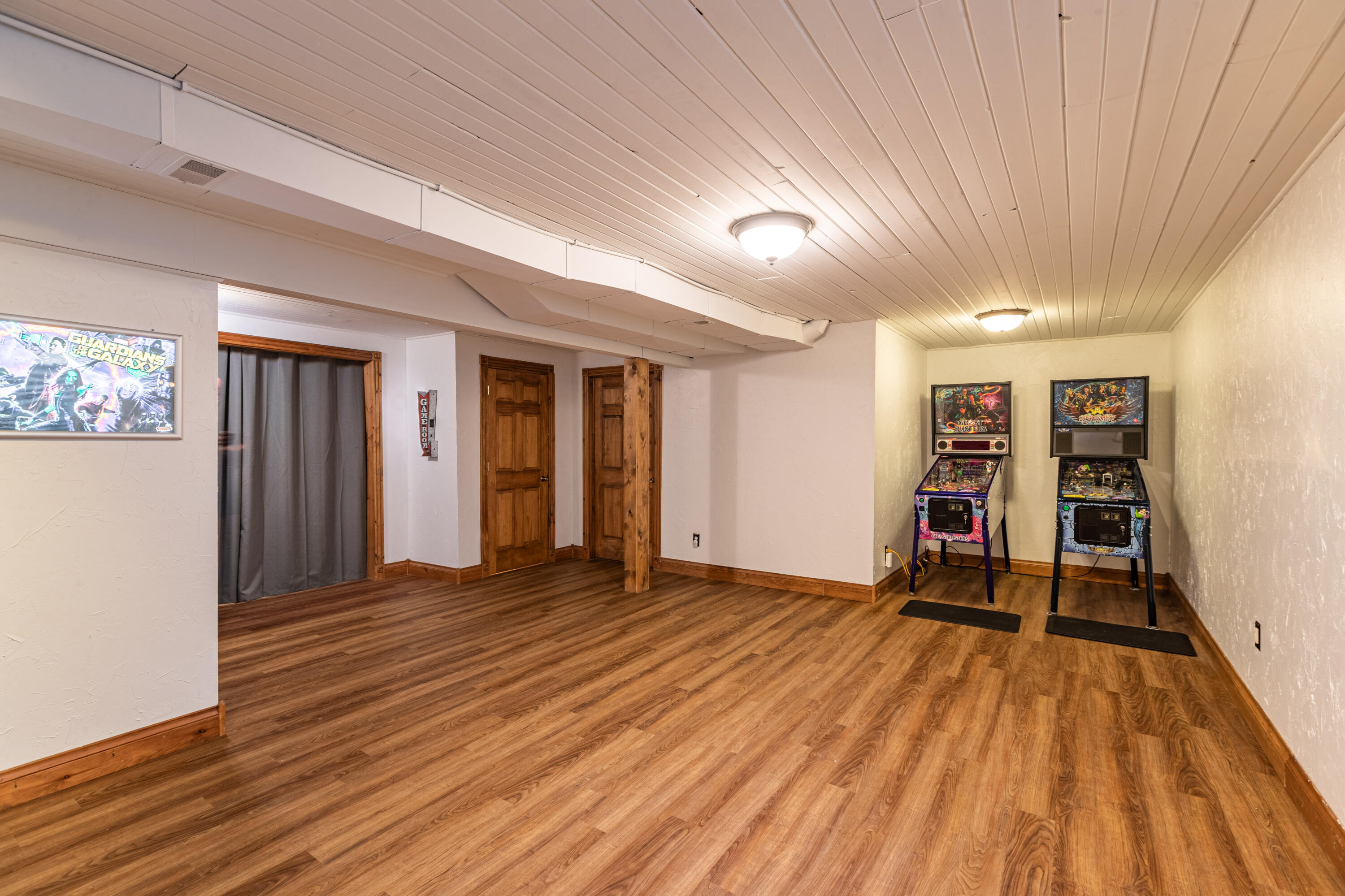 2421 Krause Road Onalaska, WI 54650 - Photo 25 of 31 Family Room - Lower