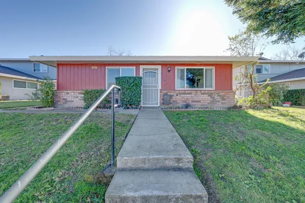 $220,000 | 4520 Greenholme Drive, Unit 1, Sacramento, CA 95842
