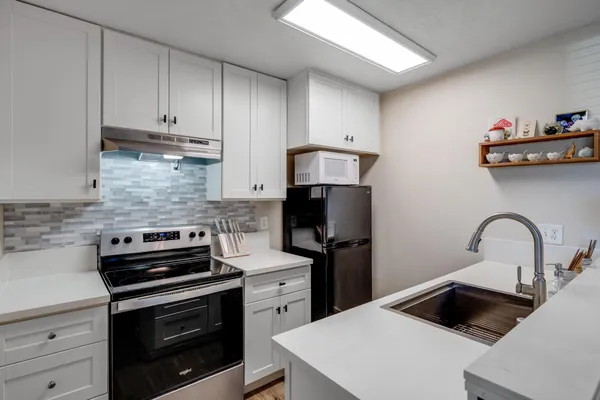 $220,000 | 4520 Greenholme Drive, Unit 1, Sacramento, CA 95842