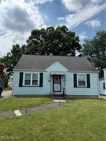 $129,900 | 430 Moherman Avenue, Youngstown, OH 44509