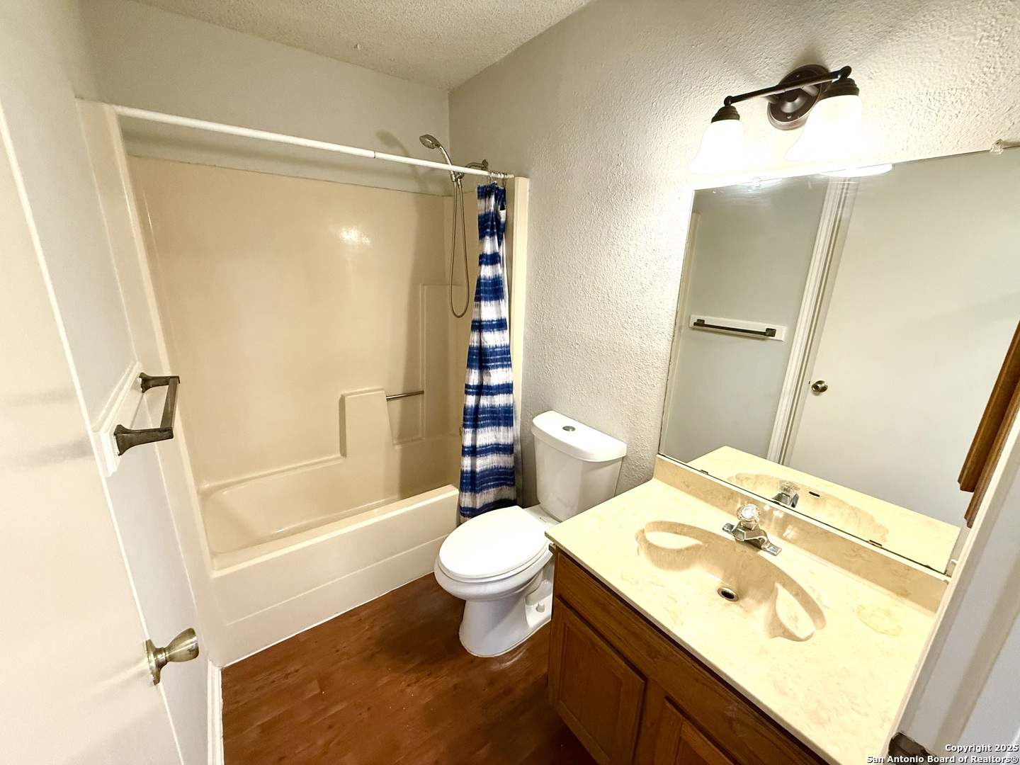 4545 Hoeneke Drive, Unit 303 Kirby, TX 78219 - Photo 16 of 24