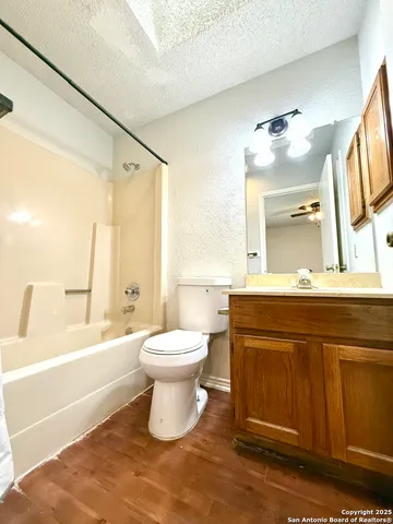 $875 | 4545 Hoeneke Drive, Unit 303, Kirby, TX 78219