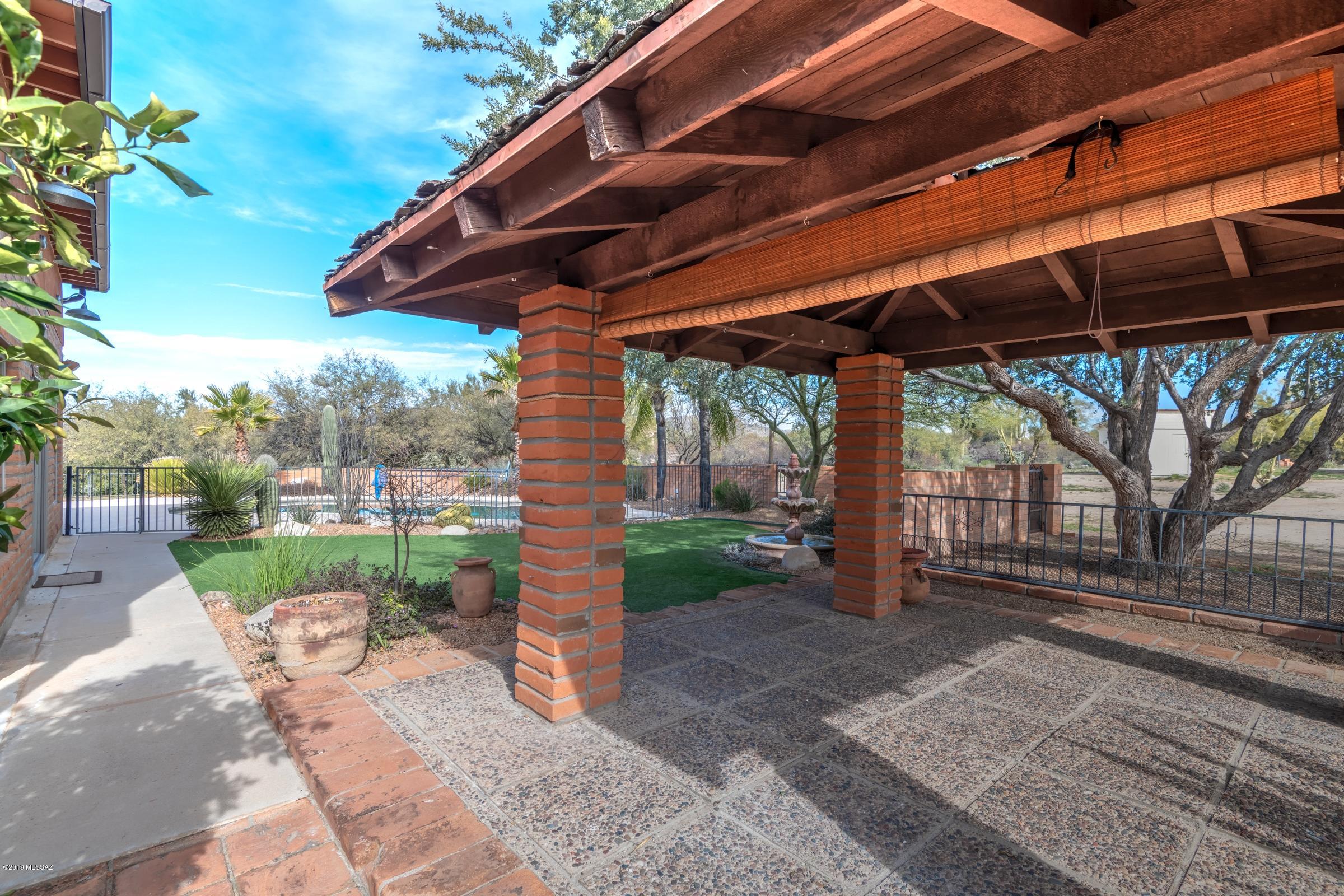 11390 North Shannon Road Tucson, AZ 85742 - Photo 10 of 32