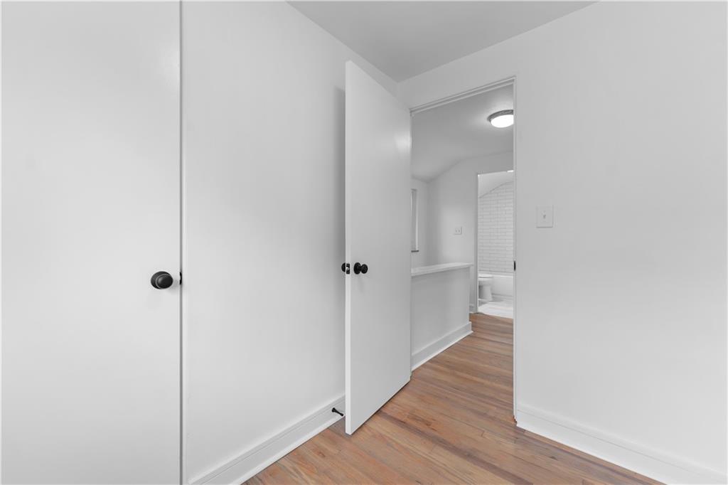 2370 Rose Garden Road Pittsburgh, PA 15220 - Photo 18 of 37 Gallery Image 18