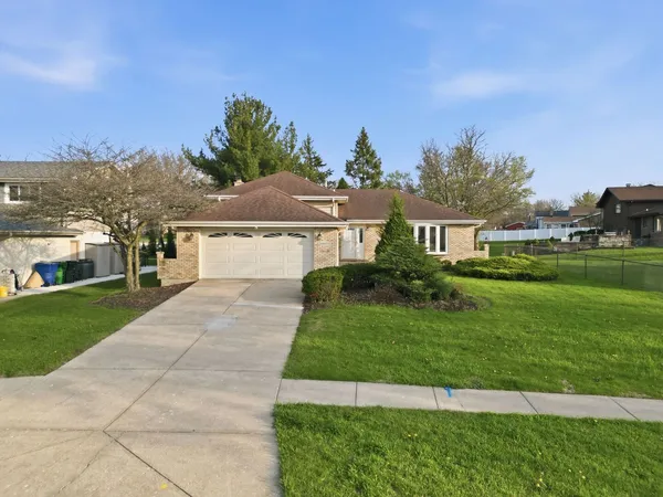 $3,800 | 14433 Mallard Drive, Homer Glen, IL 60491