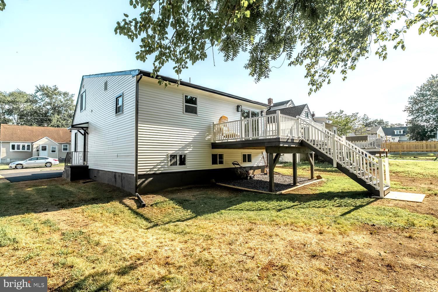 431 East Park Avenue Maple Shade, NJ 08052 - Photo 2 of 36 a view of a house with a yard