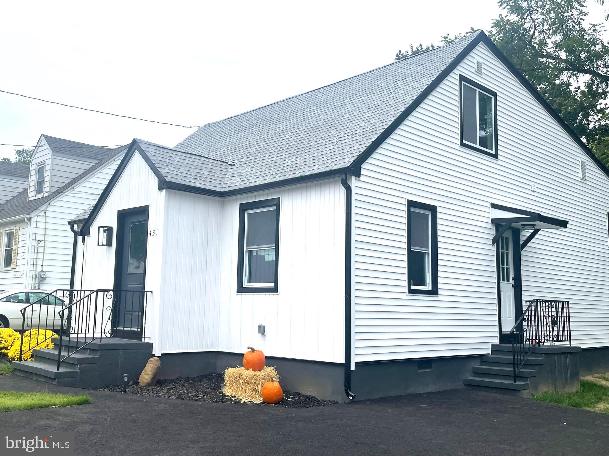 431 East Park Avenue Maple Shade, NJ 08052 - Photo 3 of 36 a view of a house with a patio and a yard