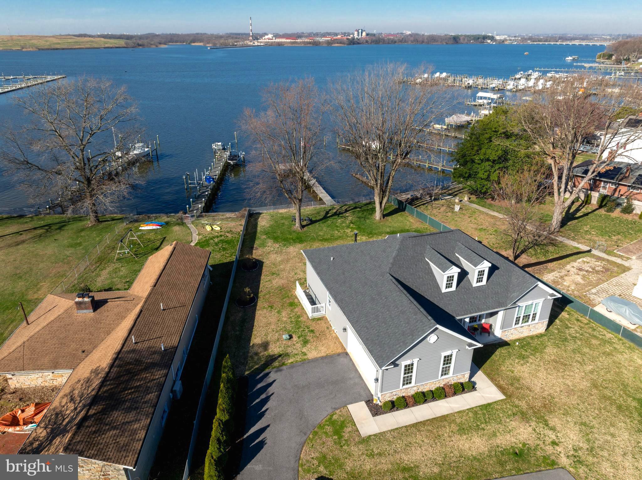 712 Riverside Drive Baltimore, MD 21221 - Photo 16 of 96