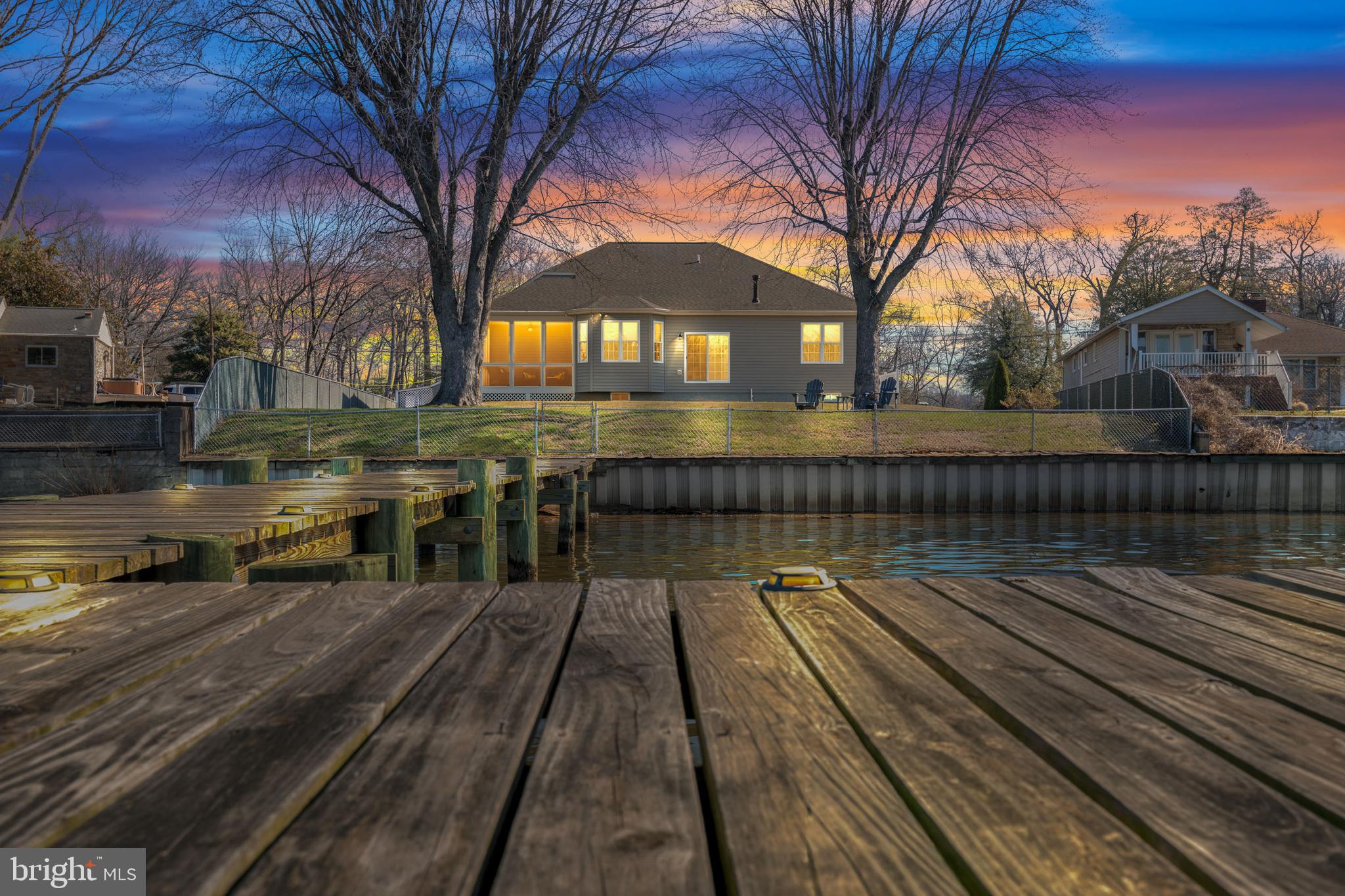 712 Riverside Drive Baltimore, MD 21221 - Photo 2 of 96