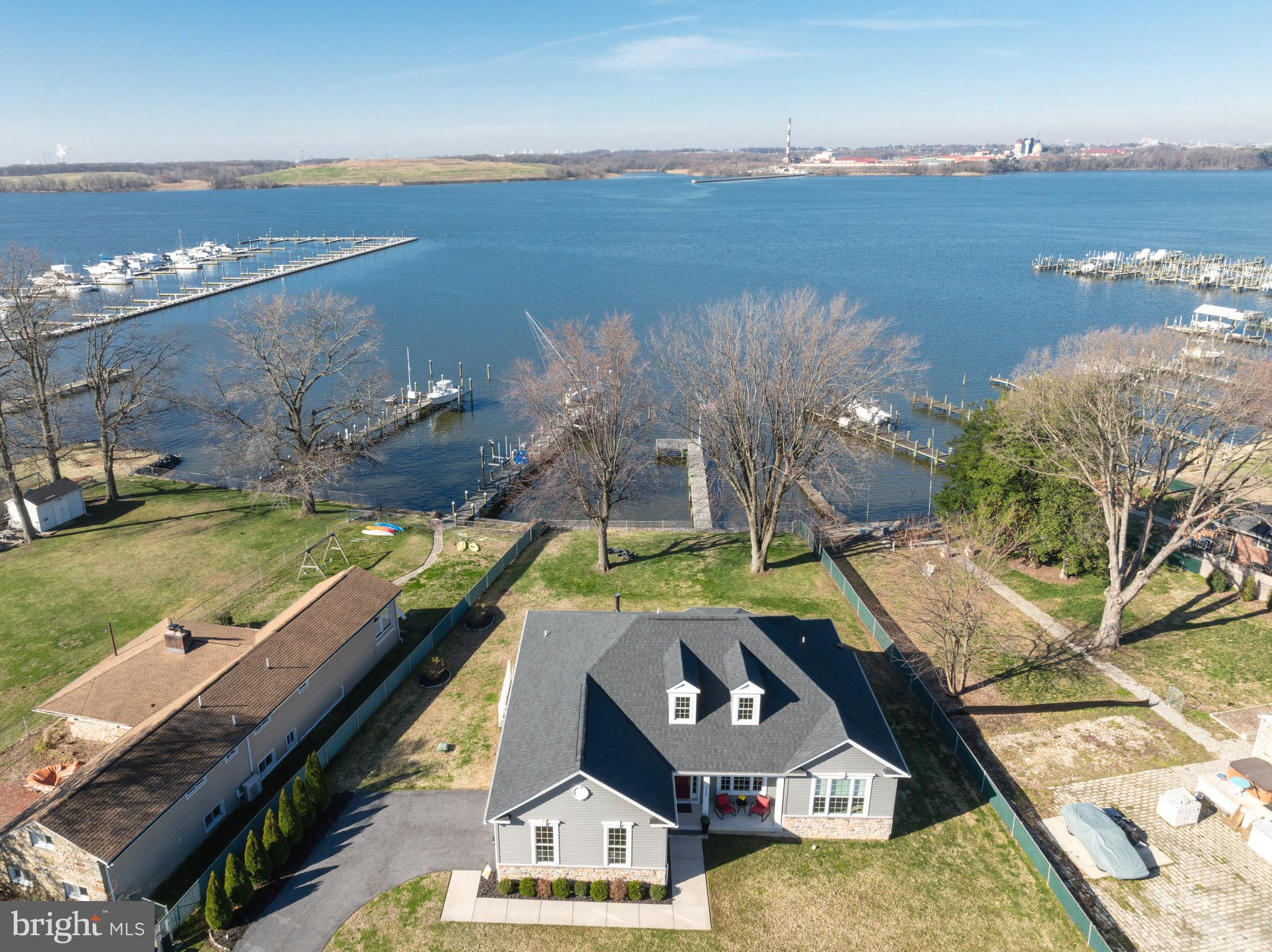 712 Riverside Drive Baltimore, MD 21221 - Photo 8 of 96