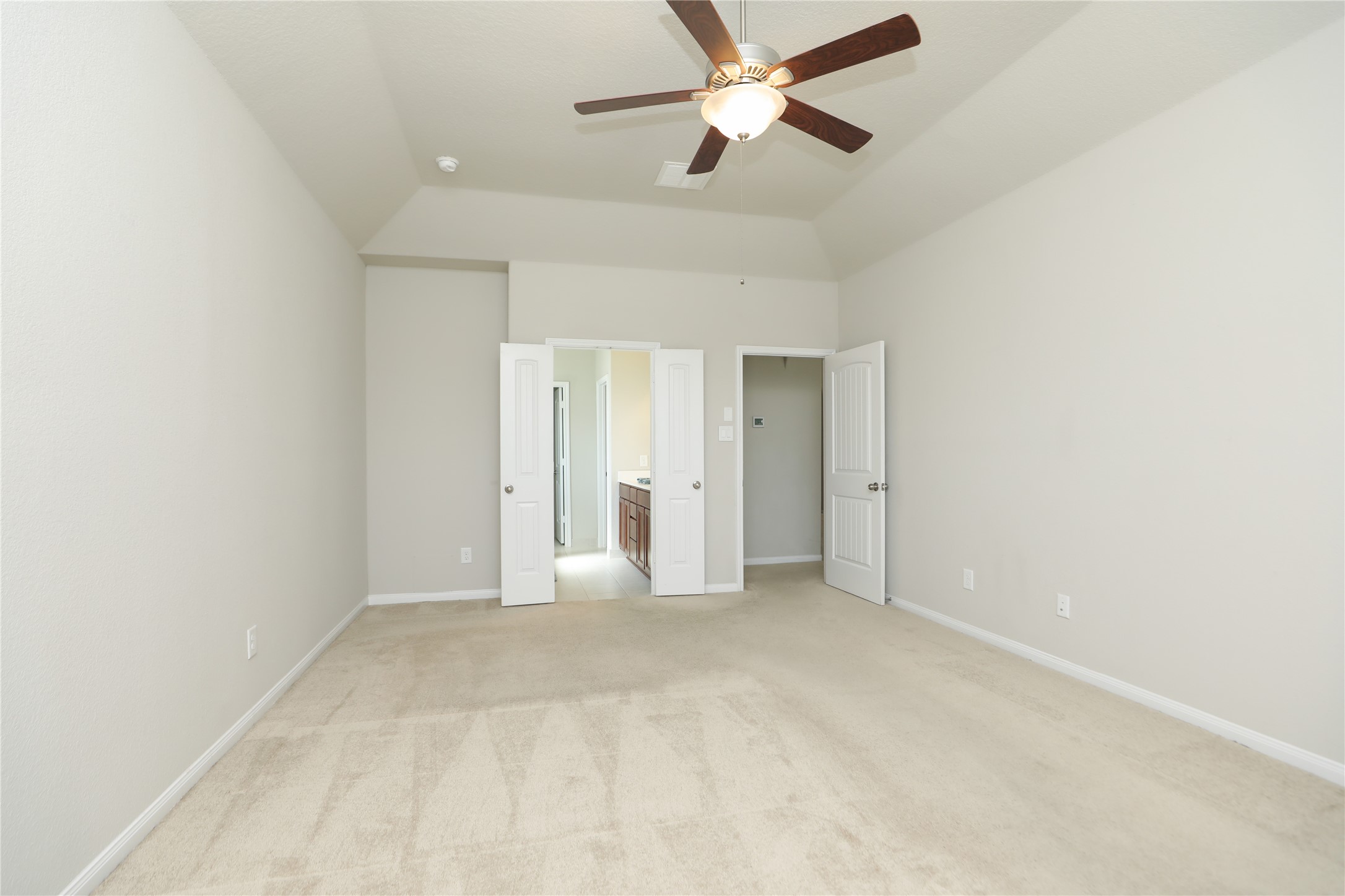 17506 Field Row Trail Hockley, TX 77447 - Photo 9 of 27 an empty room with a ceiling fan and a window