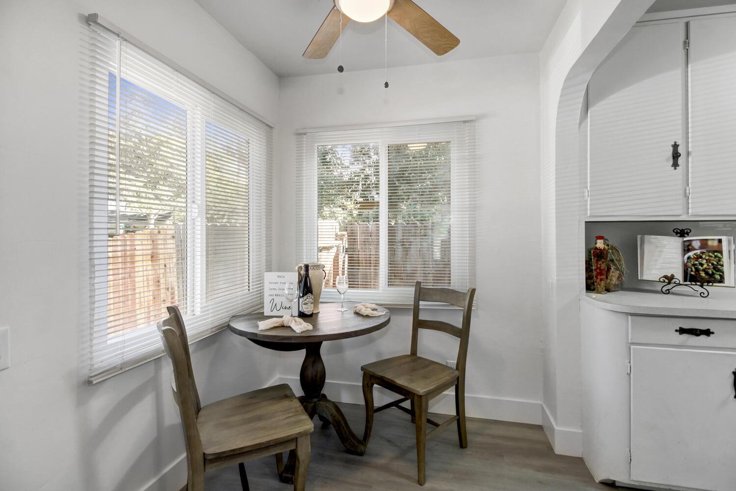 218 Folsom Road Roseville, CA 95678 - Photo 16 of 37 a dining room with furniture and window