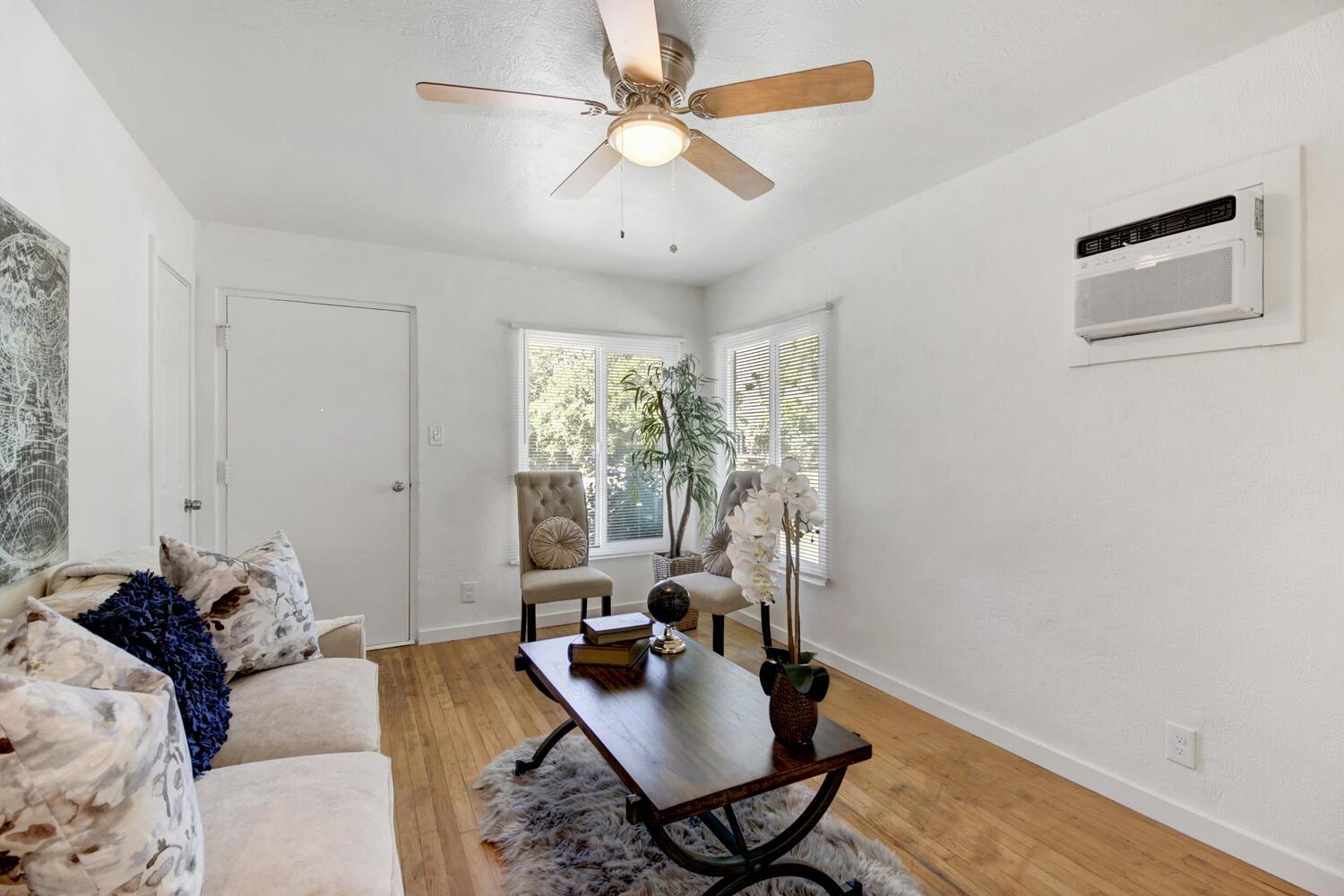 218 Folsom Road Roseville, CA 95678 - Photo 7 of 37 a living room with furniture and a window