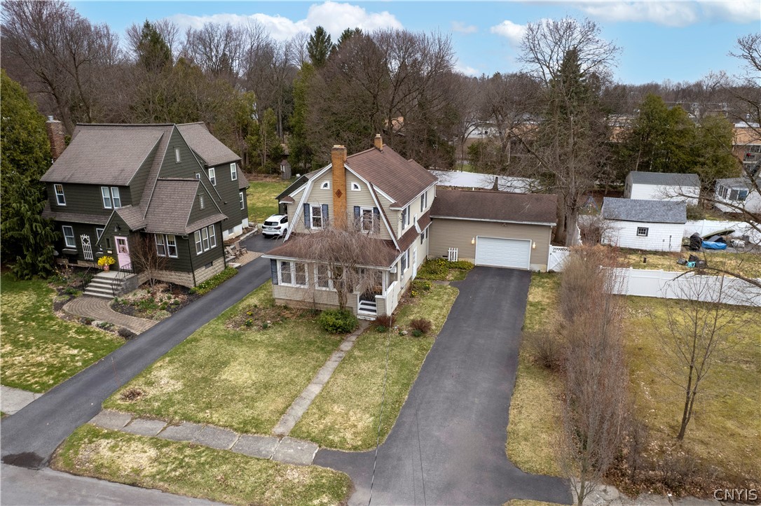 111 Charing Road DeWitt, NY 13214 - Photo 4 of 50