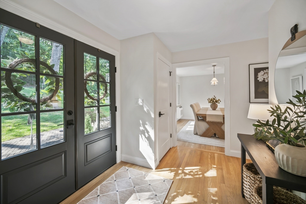 8 Bantry Road Southborough, MA 01772 - Photo 3 of 40 Gallery Image 3