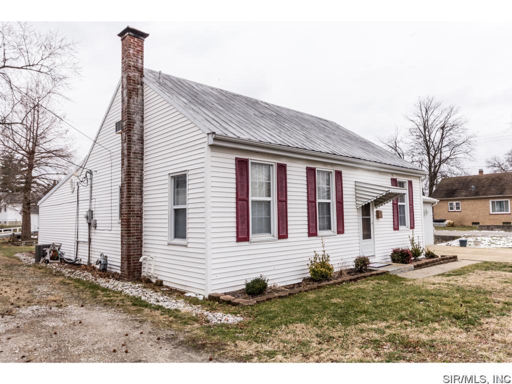 514 South Library Street Waterloo, IL 62298 - Photo 2 of 35