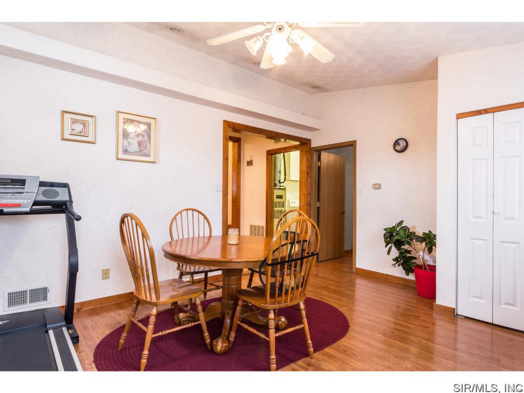 514 South Library Street Waterloo, IL 62298 - Photo 25 of 35