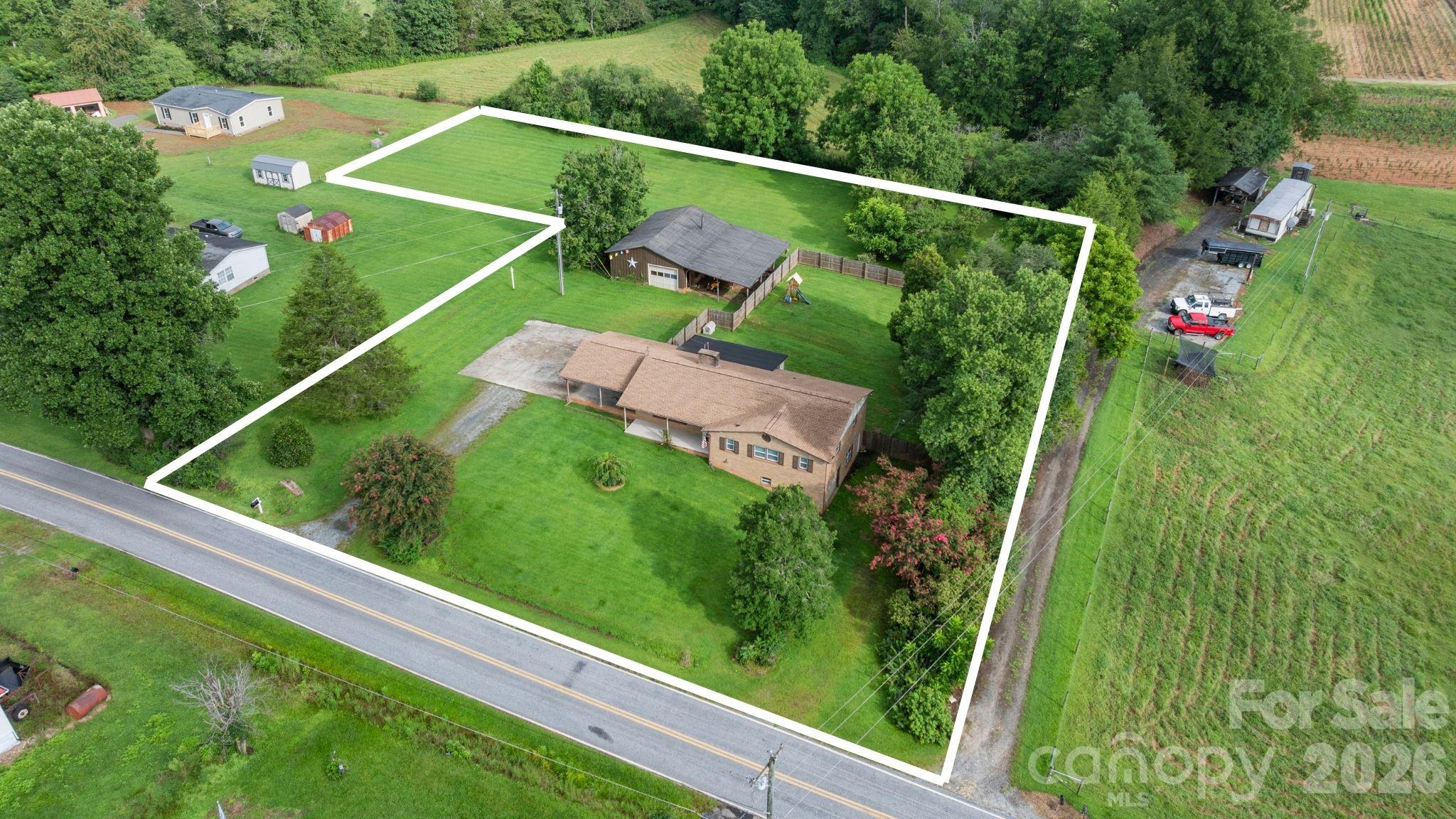 3968 Hollywood Ridge Road Lenoir, NC 28645 - Photo 2 of 45 Gallery Image 2
